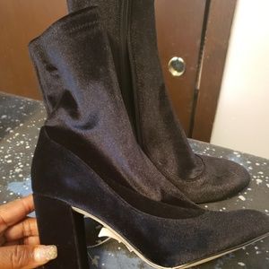 Women Like new Boots